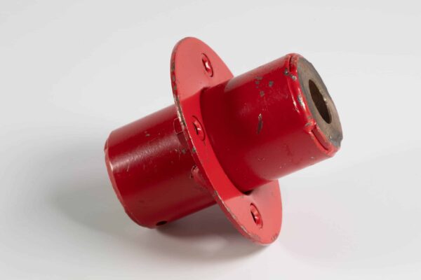 Tru Cut Wheel Hub Right Side for H20 and P20 - T37425 - Image 6