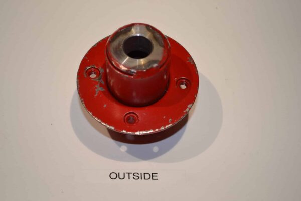 Tru Cut Wheel Hub Right Side for H20 and P20 - T37425 - Image 2