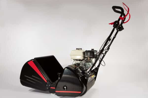 Revolution 20-6 Blade Reel Mower with Honda GX160 - Image 3