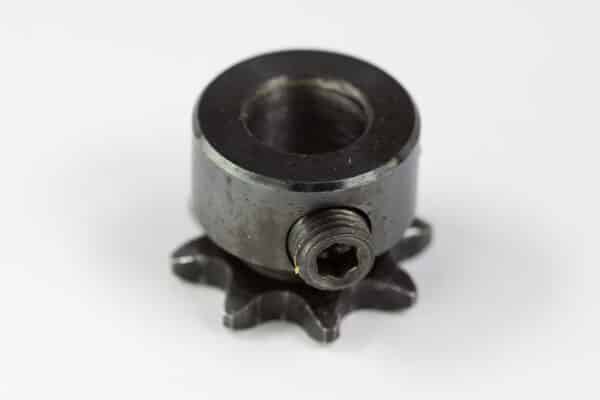 Mclane Reel Mower Sprocket ( 8 Teeth W/ Hub ) - MC1069